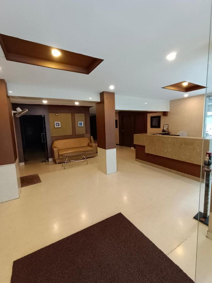 Hotel A P コインバトール エクステリア 写真